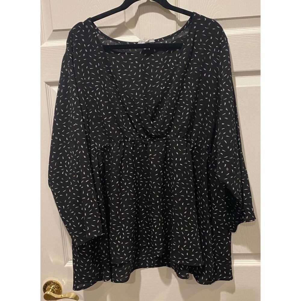 Plus Size Top​​​​​​​​​​​